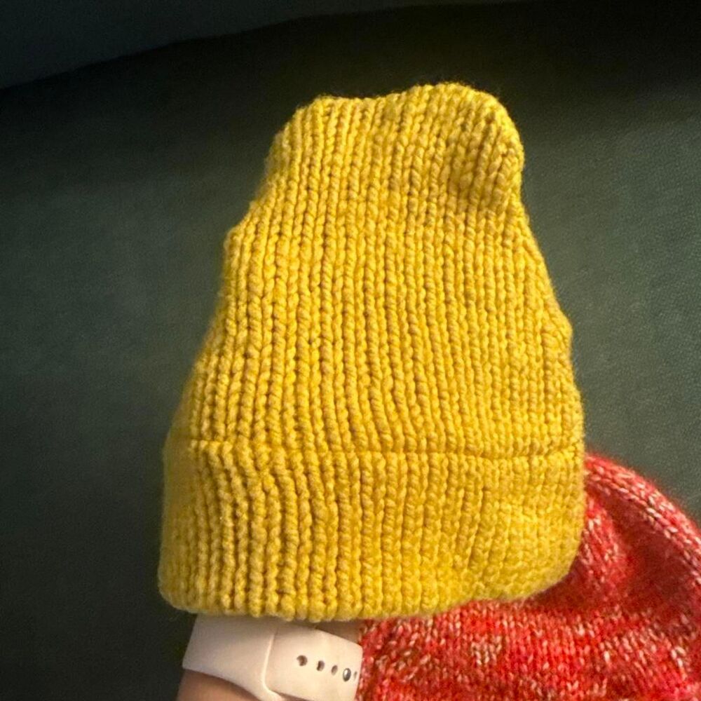 Women's Multi Hat - Picture 3 of 4